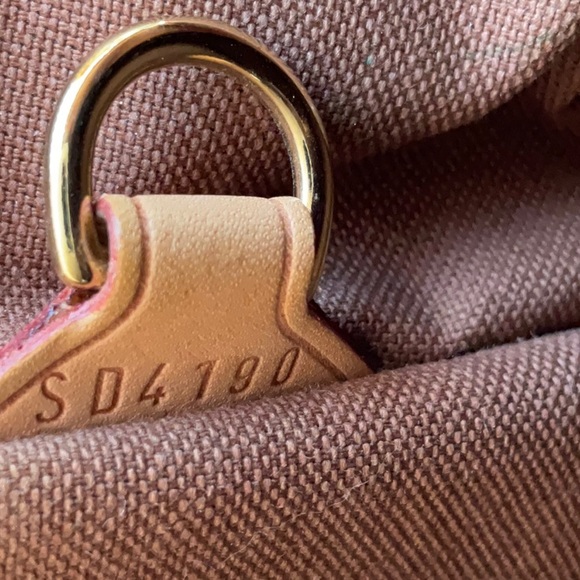 Authentic Louis Vuitton Tivoli GM Monogram EUC - Picture 16 of 16